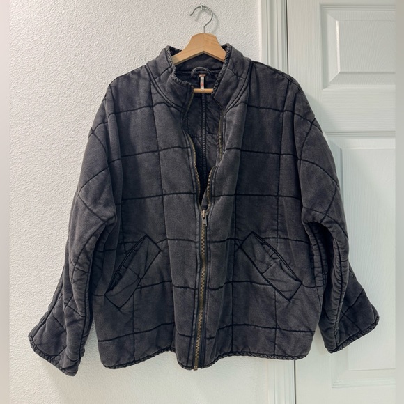 Freepeople Dolman Quilted Knit Jacket oversized fitted in black size small - Picture 3 of 8